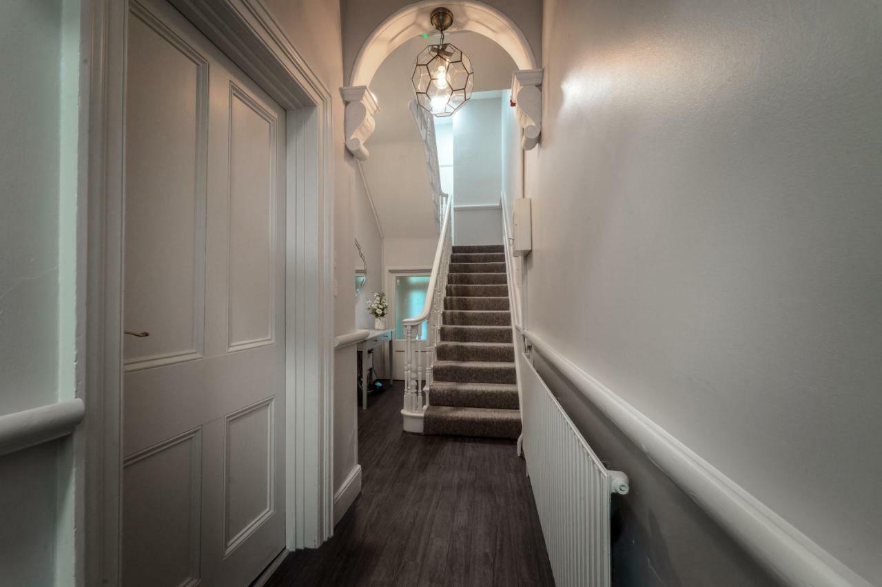 Anabelle'S Guest House Bath Bagian luar foto