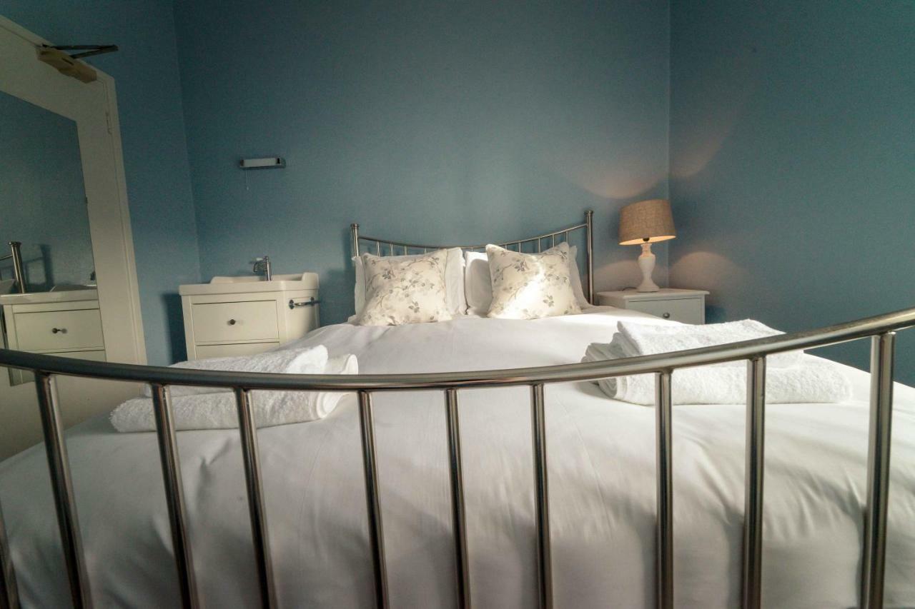 Anabelle'S Guest House Bath Bagian luar foto